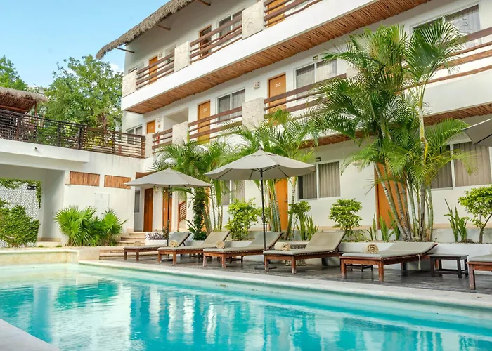 Collection O Kaab Downtown Hotel 4*