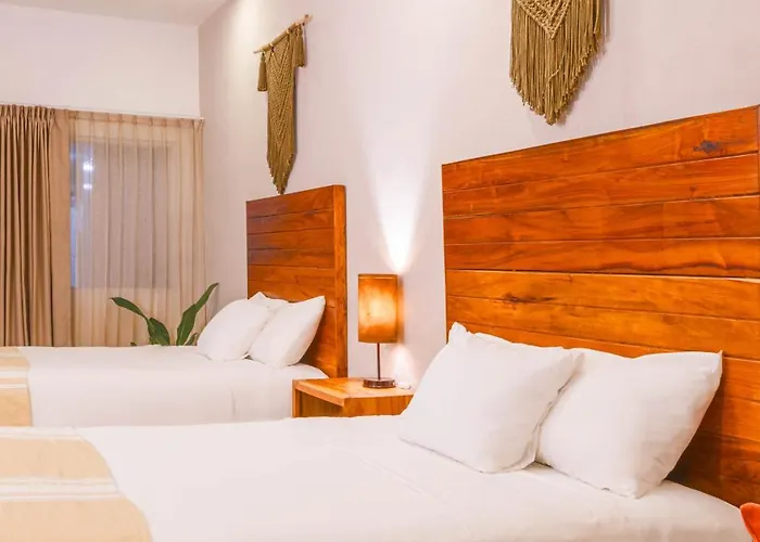 Collection O Kaab Downtown Hotel