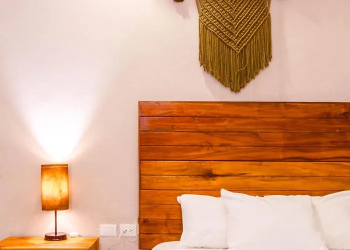 Collection O Kaab Downtown 4*