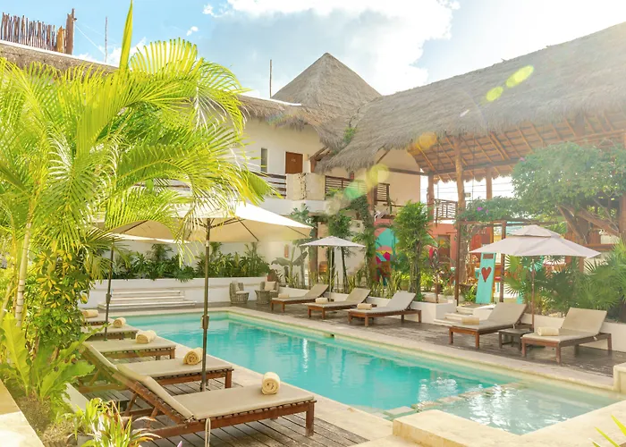 Hotel Collection O Kaab Downtown 4*